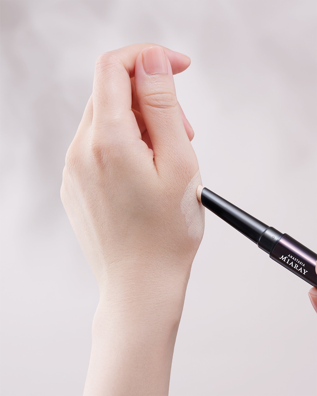 アナスタシアミアレ ブロウハイライター 01 アイボリー