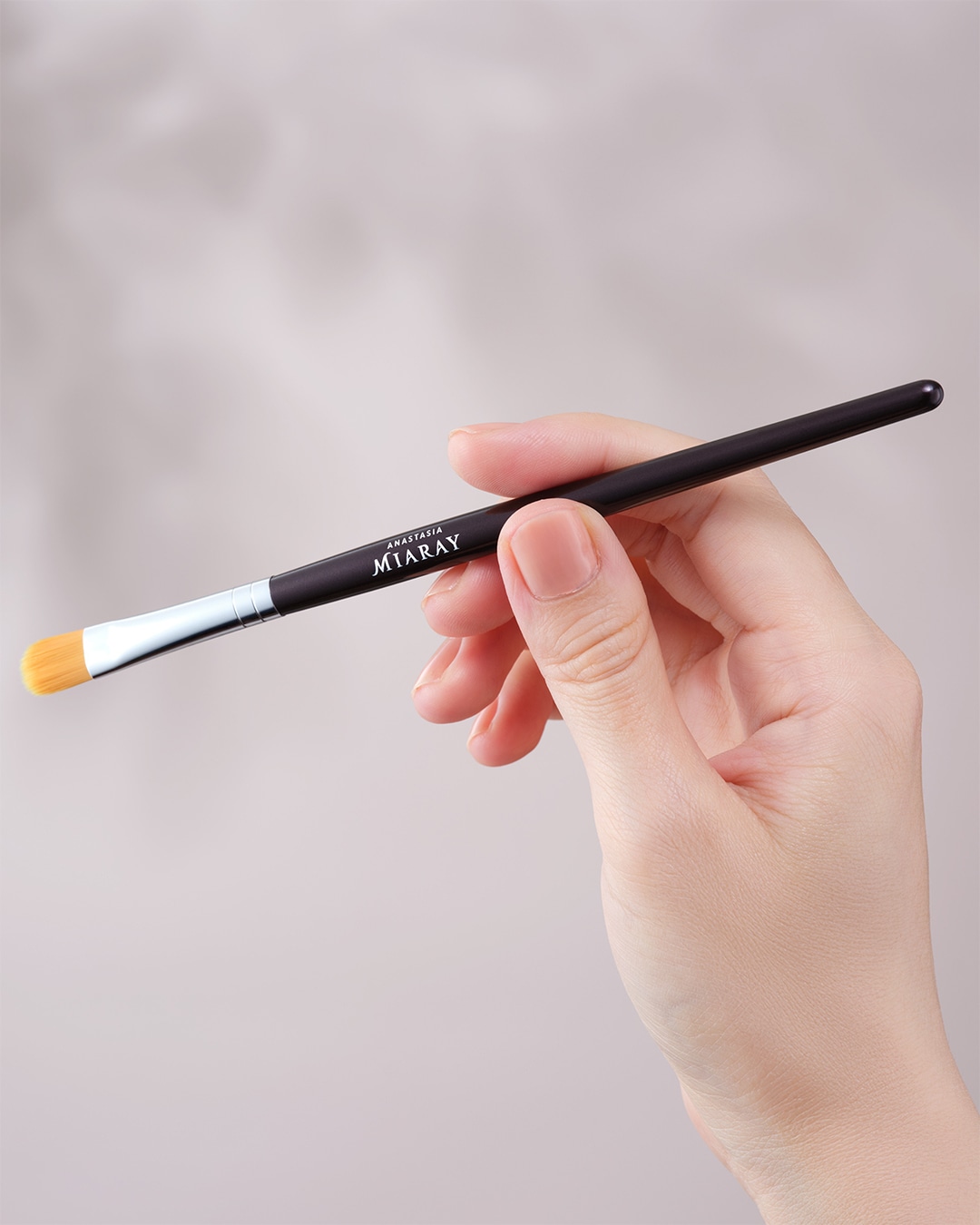 アナスタシアミアレ コンシーラーブラシ